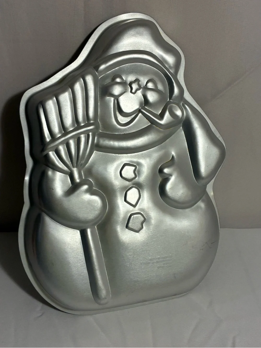 Wilton vintage Snowman Party Cake Pan